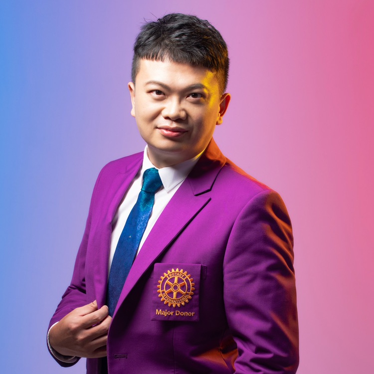Jeff Zhong 鍾介凡